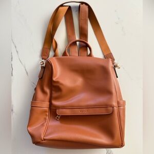 Like new multi use mini backpack